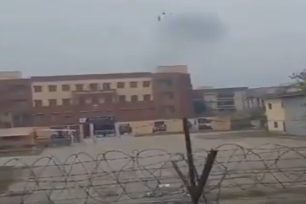 lahore-rocked-by-explosion-near-military-airport-at-walton-road