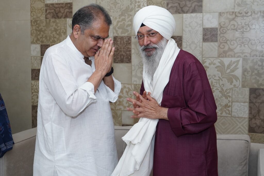 MP Arora Visits Padma Shri Awardee1