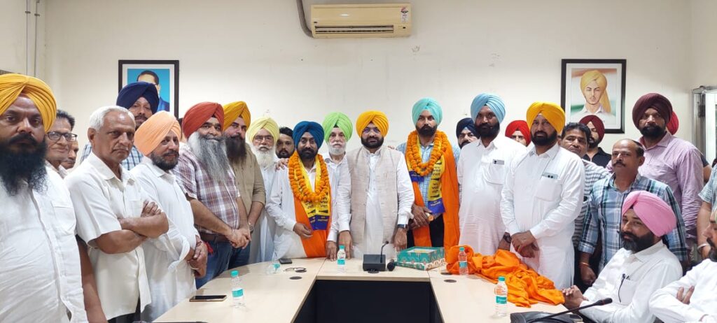 Farmer’s Meeting (3)