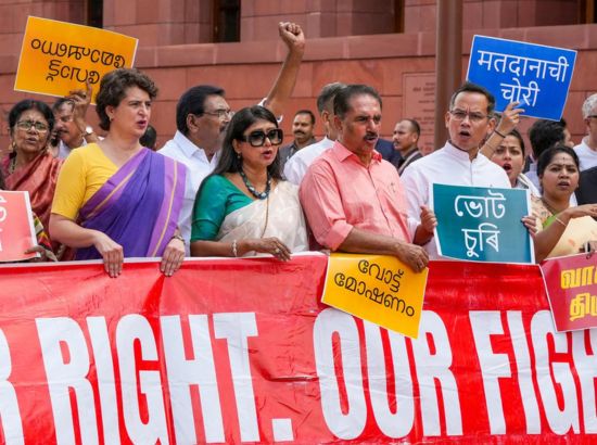 mps protest