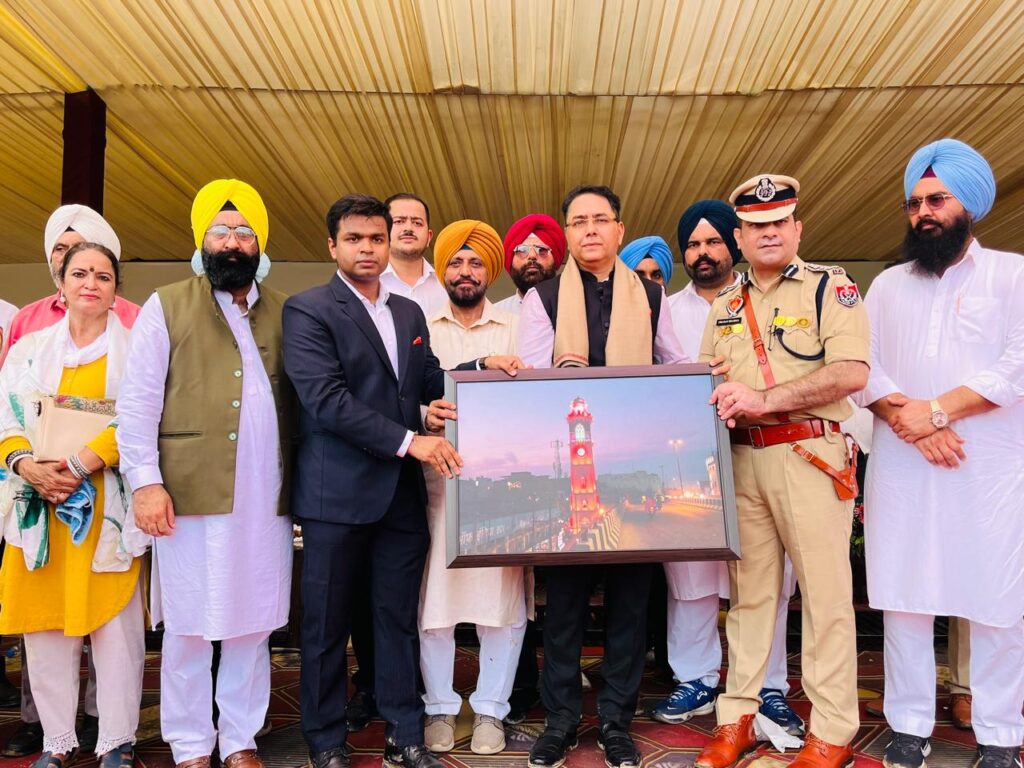 ਸੁਤੰਤਰਤਾ ਦਿਵਸ ਸਮਾਗਮ ਪੀ ਏ ਯੂ (1)