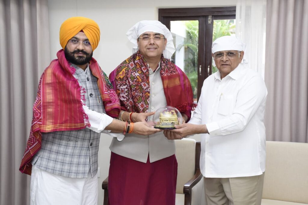 WhatsApp Image 2025-10-30 at 11.20.28 AM (1)