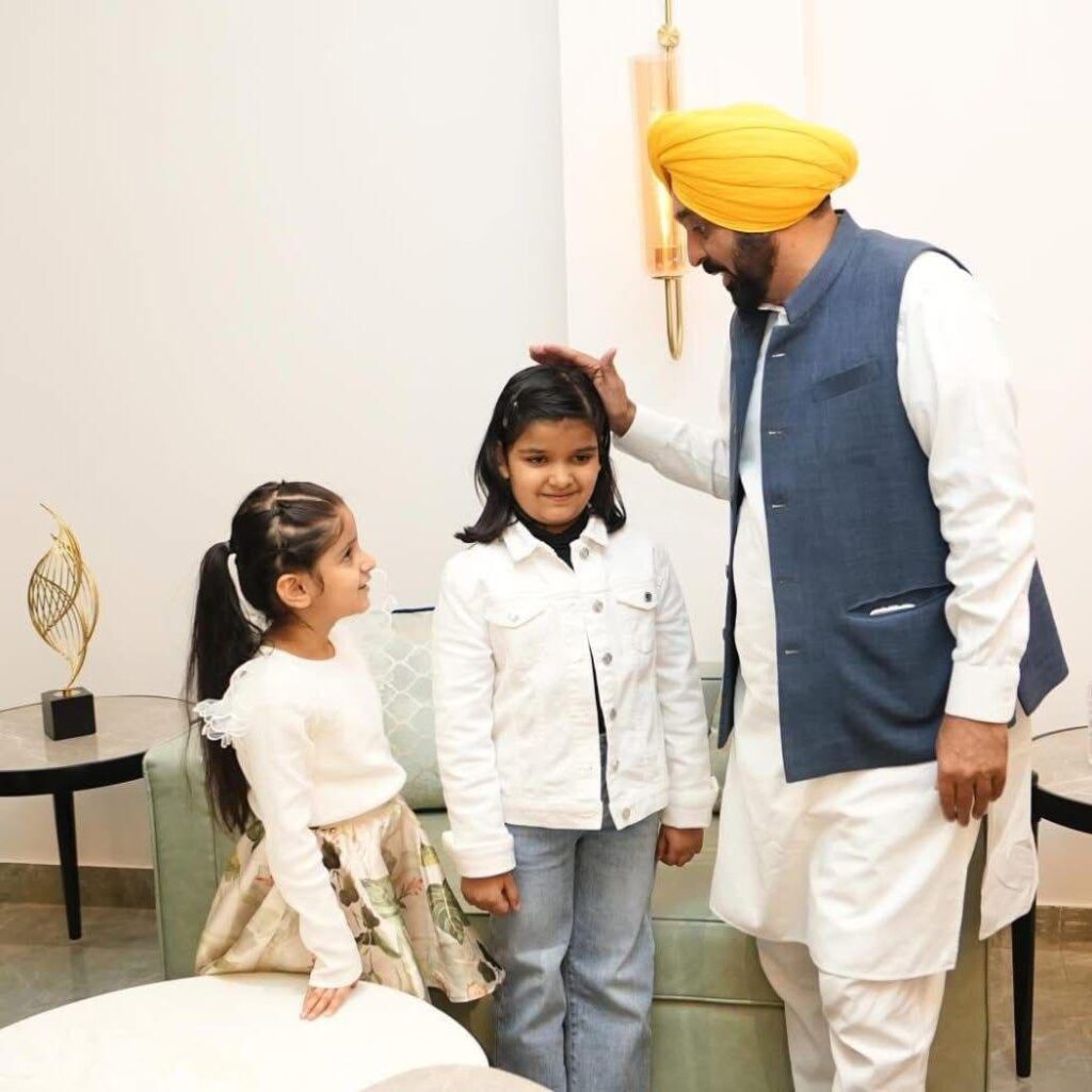 1e01c2a8-a8cf-4c3d-ac6b-86f461c2c203