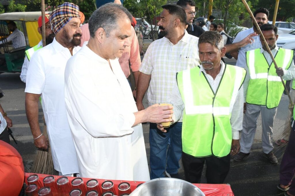 MP Arora Leads Mega Cleanliness Drive1