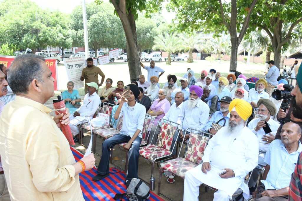 Arora Meets Pensioners at PAU2